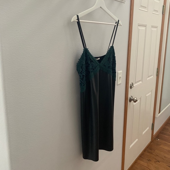 Zara Black and Green Mini Dress - Picture 5 of 8